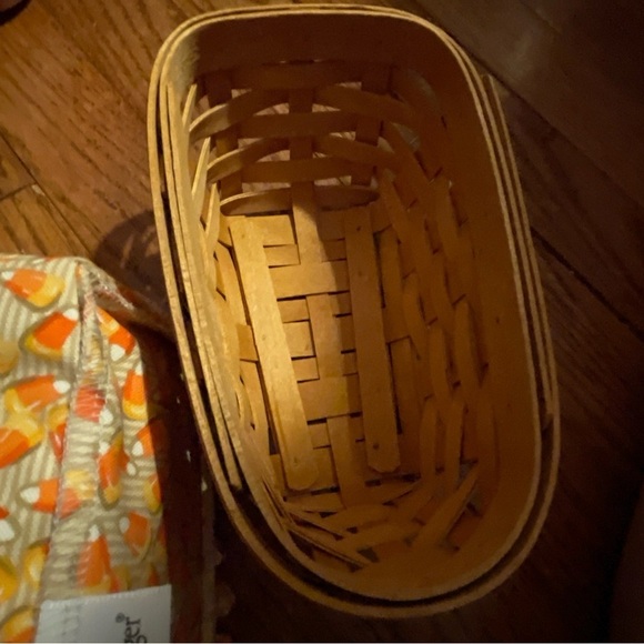 1999 Longaberger Candy Corn Basket w/ Liner & Brochure Halloween & Protector - Picture 7 of 10